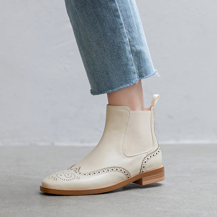 Vintage British Style Women Oxford Boots Beige December New 2019 125.00