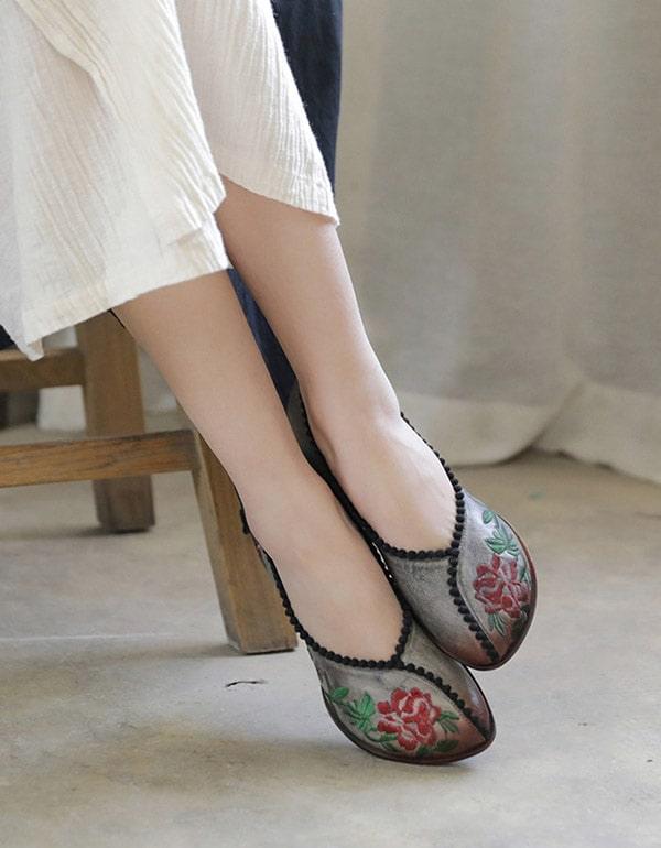 Embroidered Low-Heeled Vintage Ethnic Shoes - ZYLIRA