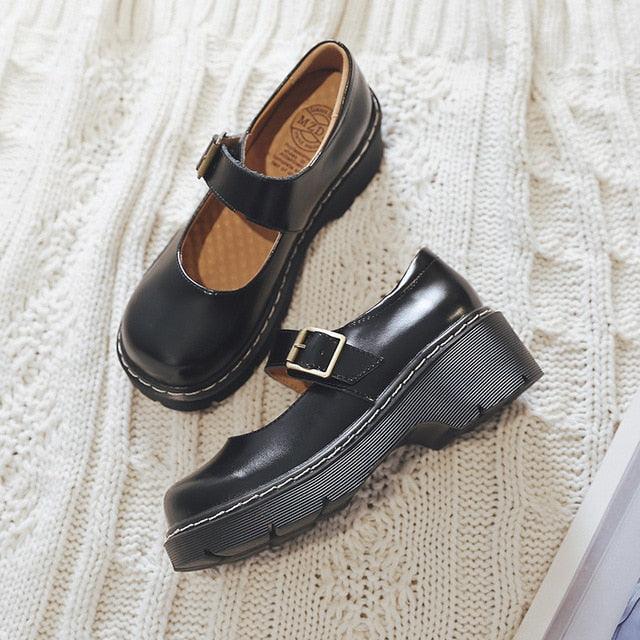 Women Vintage Buckle Leather Mary Janes Shoes - ZYLIRA